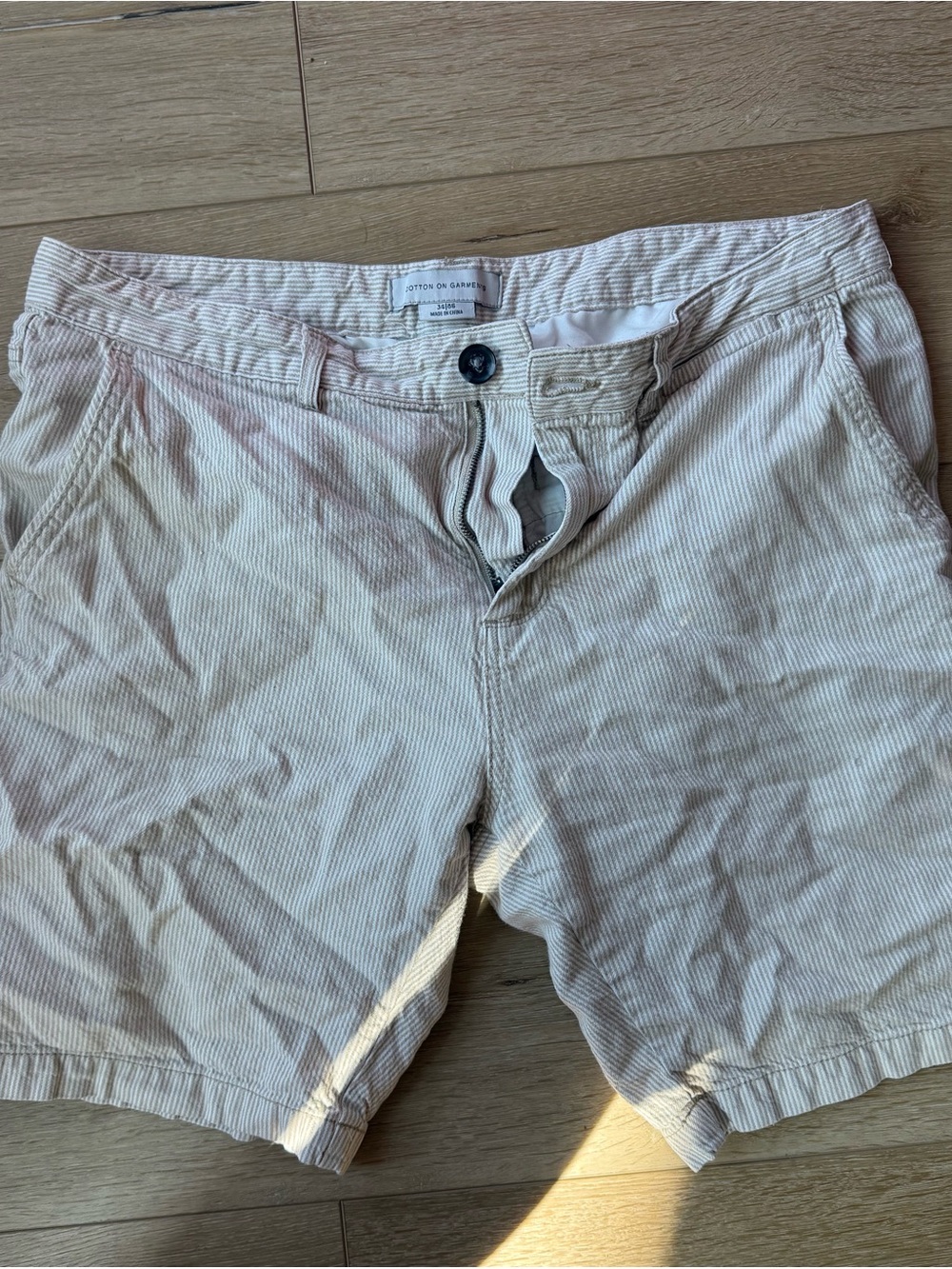 Cotton On Men’s Beige Shorts